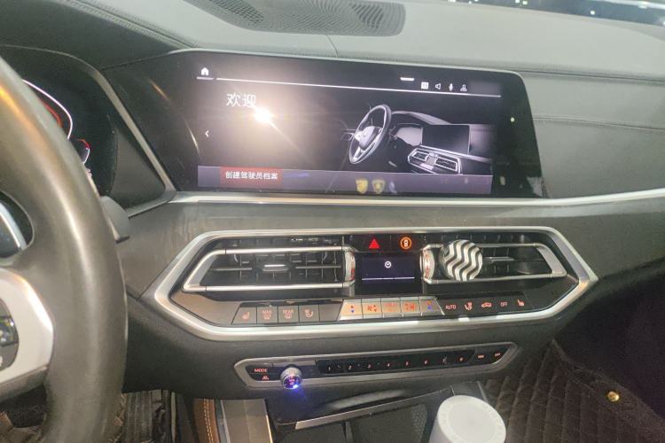 Used BMW X5 2019 xDrive40i Luxury Model with M Sport Package
