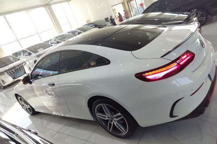 Used Mercedes-Benz E-Class 2020 E 260 4MATIC Coupe
