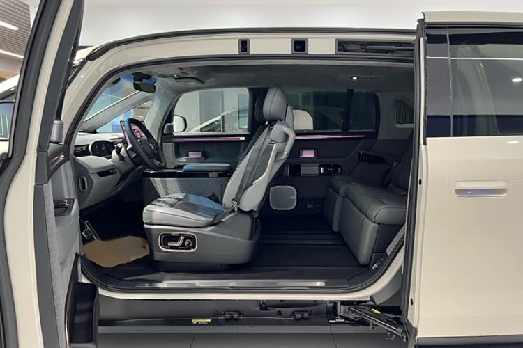 Used Zeekr MIX 2025 Long-Range Intelligent Driving Edition
