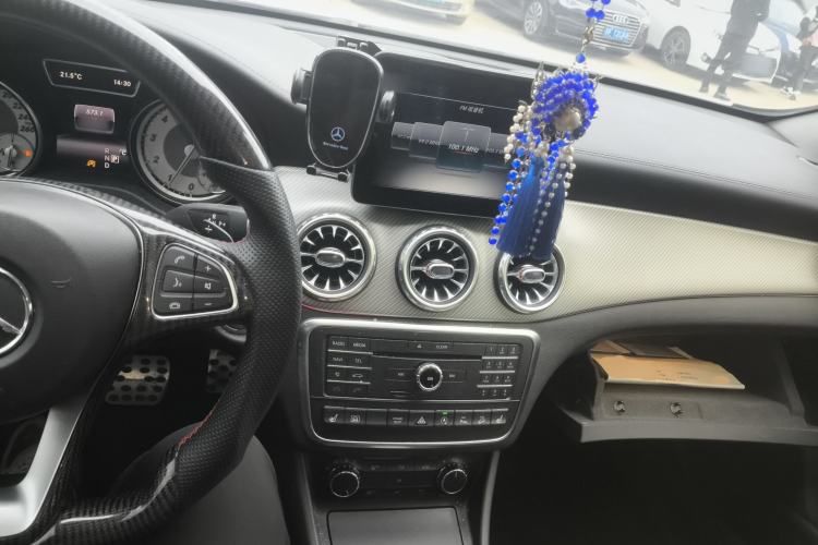 Used Mercedes-Benz GLA 2016 GLA 220 4MATIC Fashion Edition
