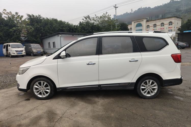 Used Baojun 730 2016 1.5L Manual Comfort Version 7 Seats China V Emission Standard