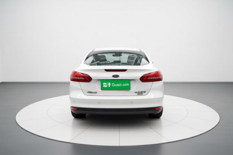 Used Ford Focus 2015 Sedan EcoBoost 125 Automatic Supreme Style Edition
