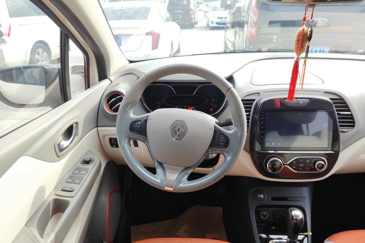 Used Renault Captur 2015 1.2T Automatic Comfort First Edition
