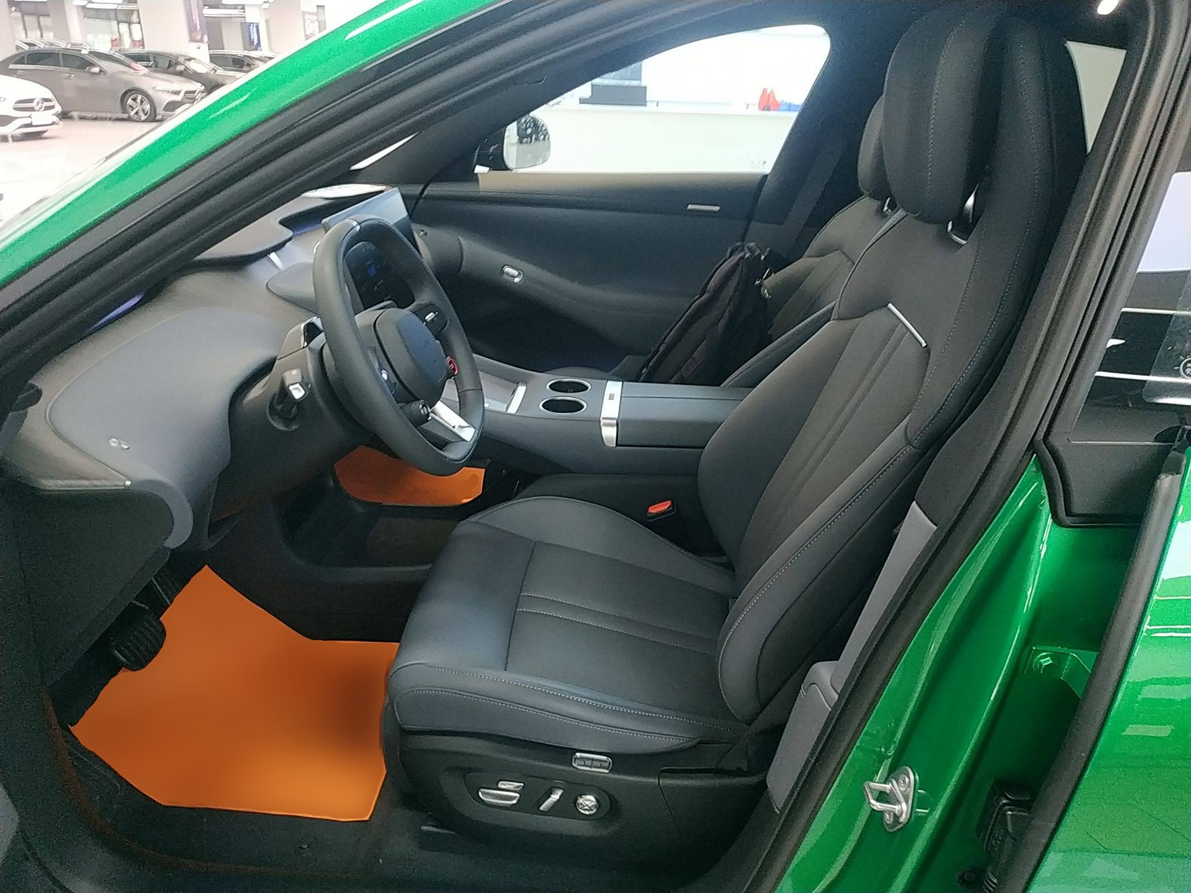 المقاعد الأمامية داخل السيارة