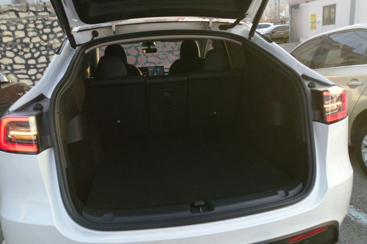 Used Tesla Model Y 2022 Rear-Wheel-Drive Version
