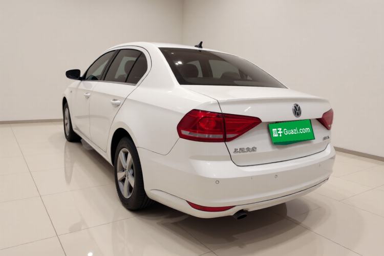 Used Volkswagen Lavida 2015 1.6L Automatic Fashion Edition