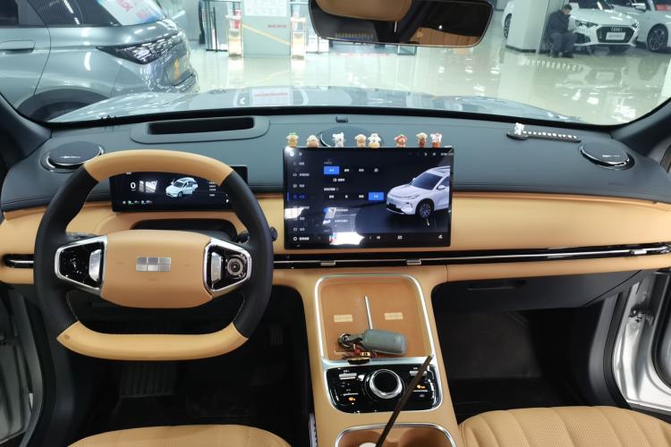 Used  Galaxy Xingjian 7 EM-i 2025 120km Exploration+ Version
