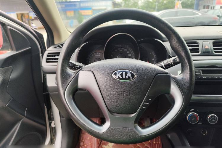 Used Kia K2 2015 Sedan 1.4L MT GLS
