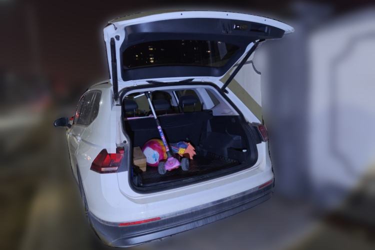 Used Volkswagen Tiguan L 2019 Revised Version 280TSI Automatic Two-Wheel Drive Panoramic Comfort Edition China VI Standard
