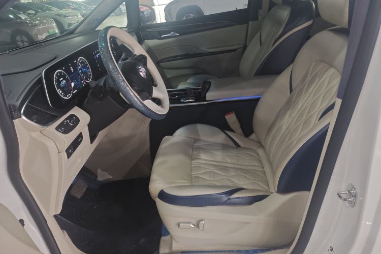 Used Buick GL8 2020 ES Land Cruiser 653T Comfort Edition