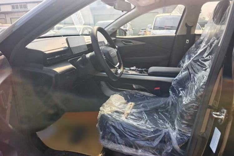 Used Wuling Xingguang 2024 Co-Creation Edition 510 Advanced Model