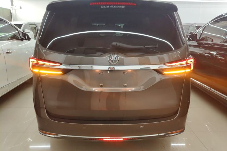 Used Buick GL8 2021 Land Cruiser Executive Class 652T Luxury Model