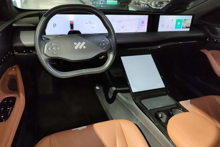 Used  L7 2022 Pro Model
