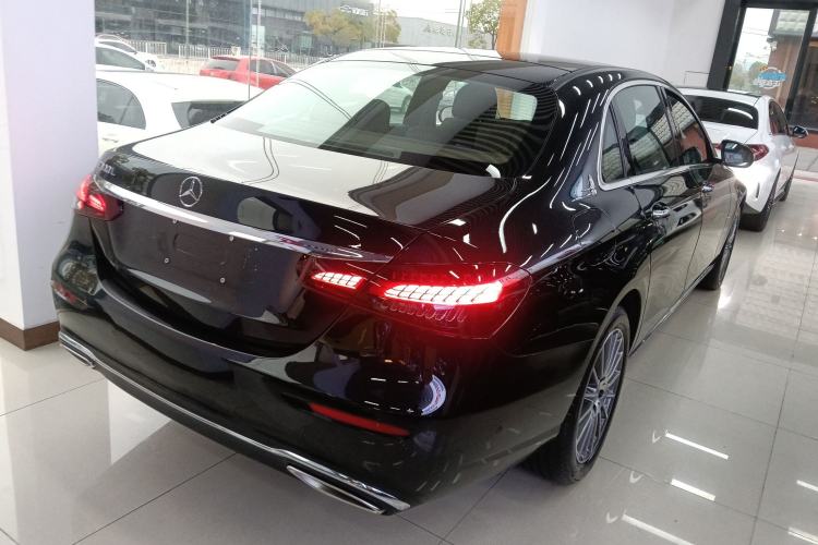 Used Mercedes-Benz E-Class 2023 E 260 L

