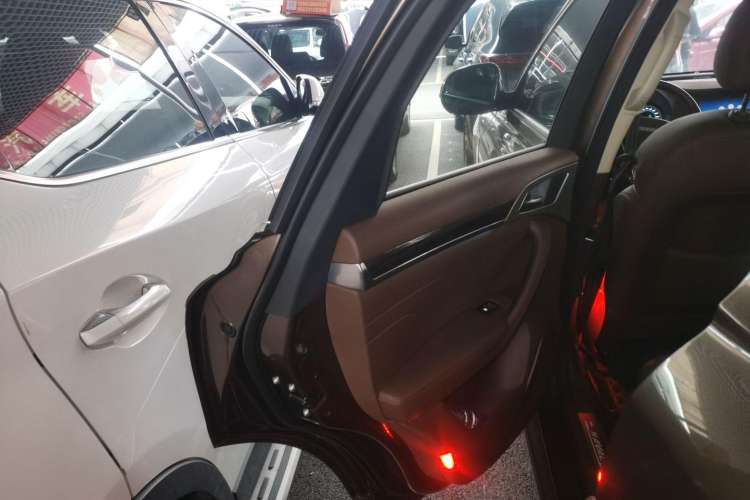 Used Haval H7 2016 Blue-Label H7 2.0T Automatic Luxury Model