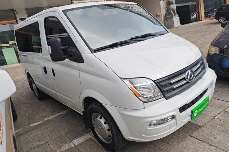 Used SAIC MAXUS Xintu V80 2023 2.0T AMT Classic Aoyuntong Short Wheelbase Ultra-Low Roof 5/6-Seater