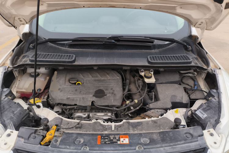 Used Ford Kuga 2015 1.5L GTDi Two-Wheel-Drive Comfort Model
