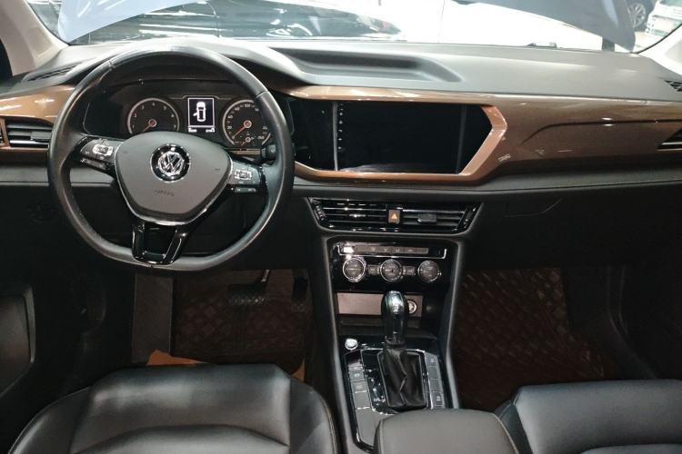 Used Volkswagen Tharu 2020 280TSI Two-Wheel Drive Comfort Edition China VI Standard