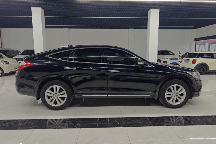Used Honda Crosstour 2014 2.4L Luxury Edition
