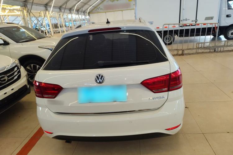 Used Volkswagen Gran Lavida 2015 1.6L Automatic Comfort Edition