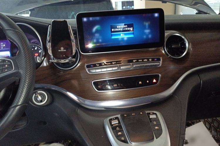 Used Mercedes-Benz V-Class 2021 V 260 Avantgarde Edition