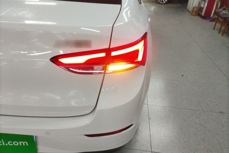 Used Buick GT 2018 15T Dual-Clutch Advanced Model China V Standard
