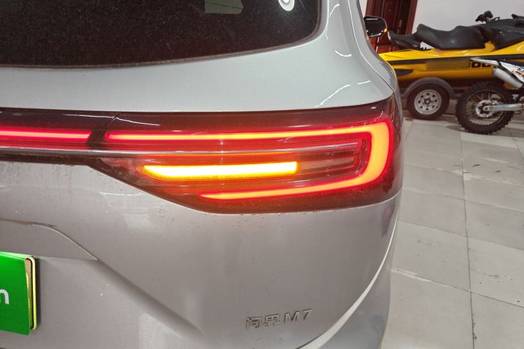 Used Hima AITO M7 2024 1.5T Rear-Drive Plus Version 5 Seats
