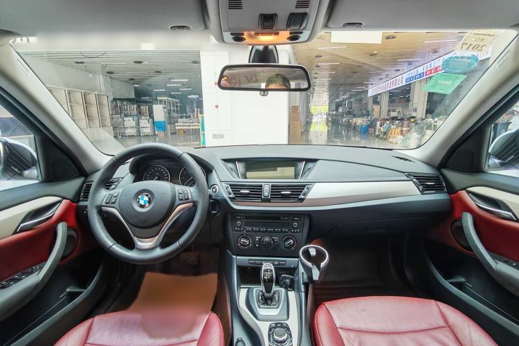 Used BMW X1 2014 sDrive18i Fashion Model
