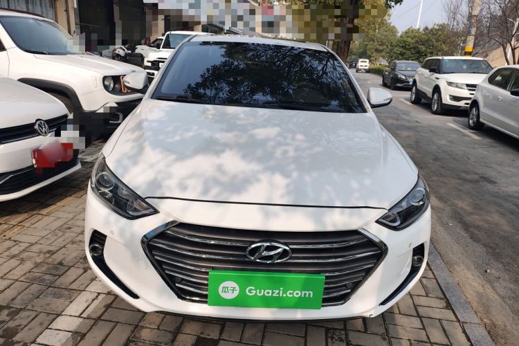 Used Hyundai Elantra 2016 1.6L Automatic ZhiXuan · Luxury Version