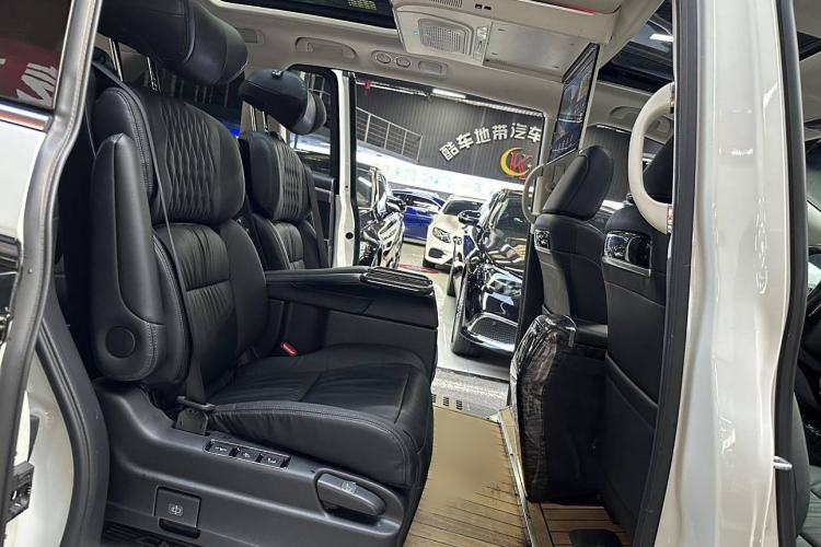 Used Honda Elysion 2022 2.0L eHEV Luxury First Edition
