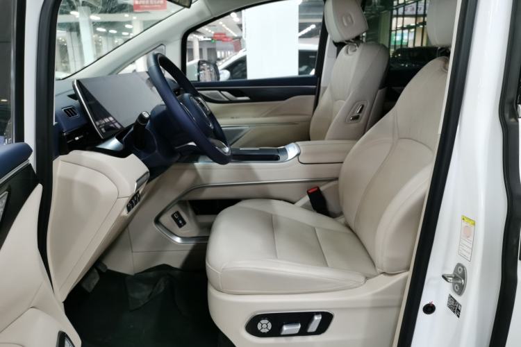 Used Wey Lanshan 2023 Four-Wheel Drive Ultra-Long Range Version
