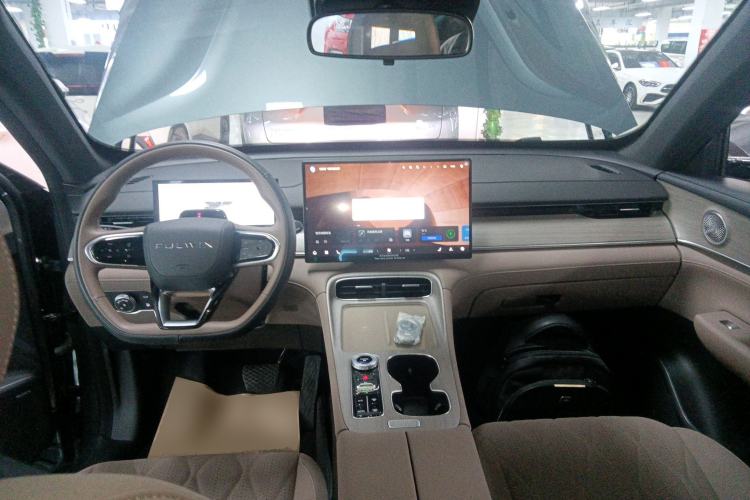 Used Chery Fengyun T8 2025 1.5T 130km Deluxe Version 5 Seats