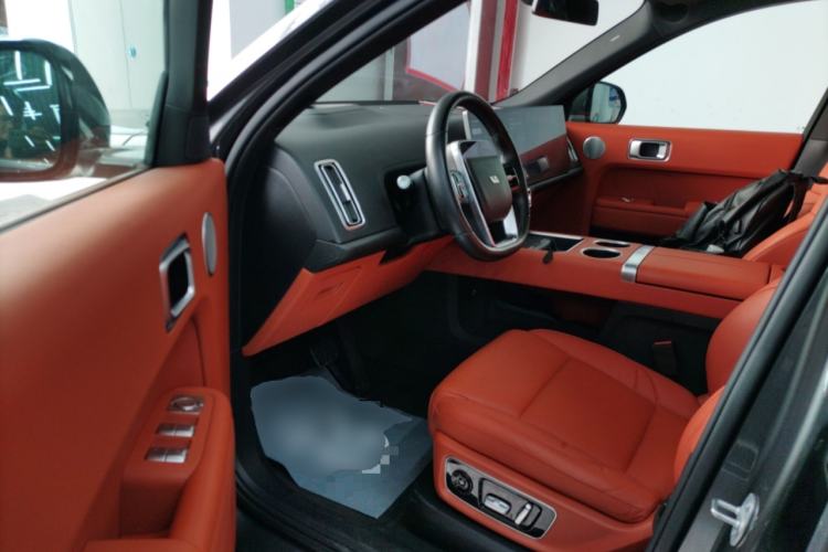 Used Li Auto L8 2023 Max model