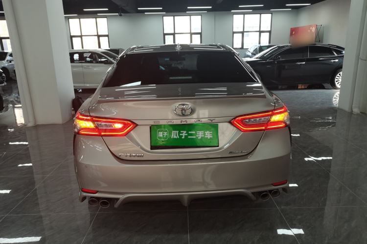 Used Toyota Camry 2021 2.0S FENGSHANG Edition
