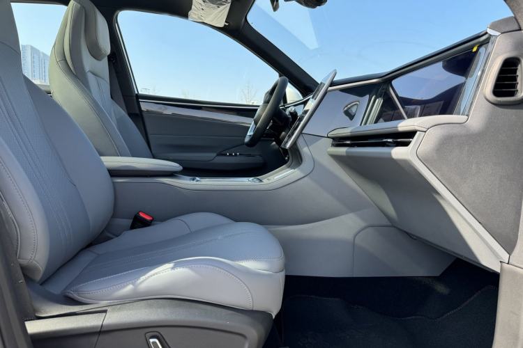 Used  L7 2025 EM-i 115km Exploration Edition