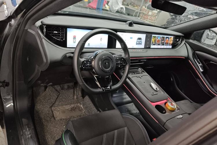 Used VOYAH FREE 2025 318 318 km Rear-Drive Touring Edition
