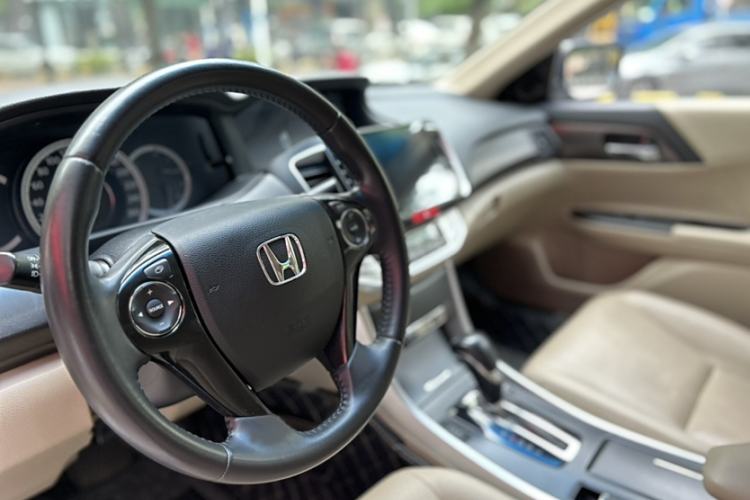 Used Honda Accord 2014 2.0L EX Luxury Edition
