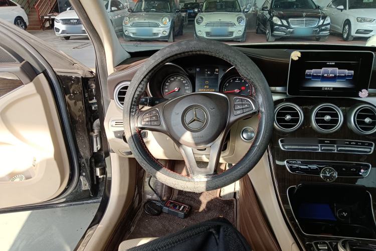 Used Mercedes-Benz C-Class 2015 Facelift C 180 L
