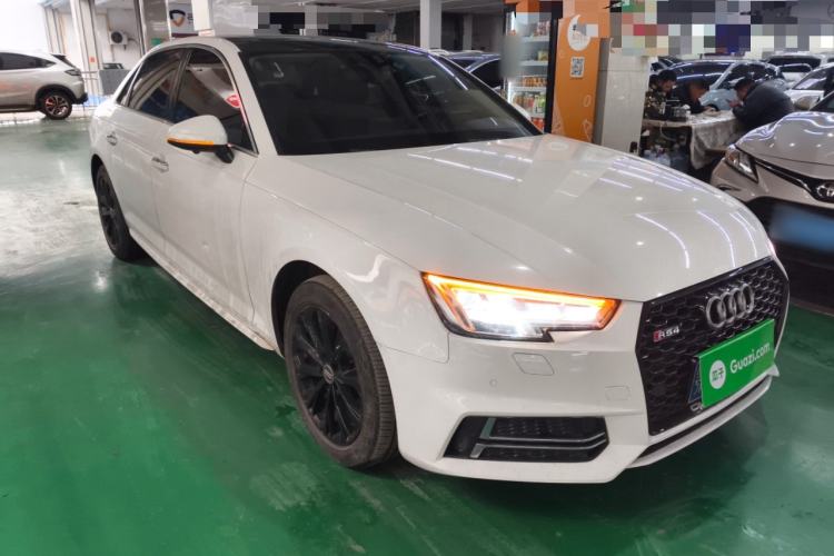 Used Audi A4L 2019 40 TFSI Ambition China VI