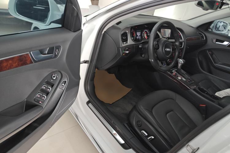 Used Audi A4L 2016 35 TFSI Collection Edition S line Comfort Model