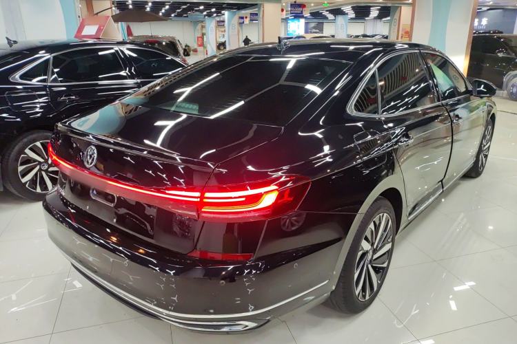 Used Volkswagen Passat 2022 330TSI Starry Luxury Edition
