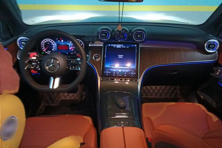 Used Mercedes-Benz GLC 2024 GLC 300 L 4MATIC Dynamic Edition 5-seater
