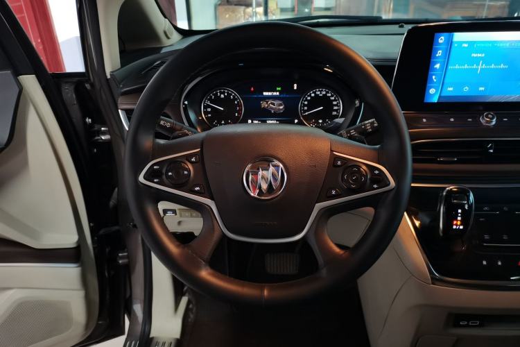 Used Buick GL8 2021 Land Cruiser Executive Class 652T Comfort Model