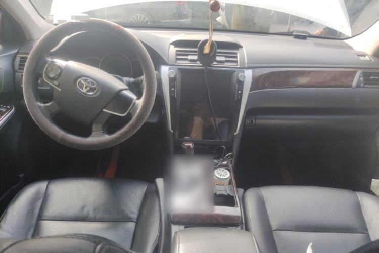 Used Toyota Camry 2016 2.0G 10th Anniversary Leading Edition
