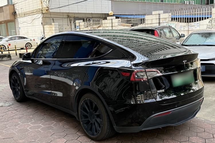 Used Tesla Model Y 2021 Standard Range Rear-Wheel Drive Version
