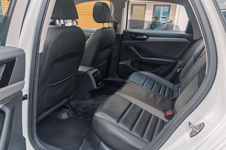 Used Volkswagen Sagitar 2022 280TSI DSG Flyover Edition
