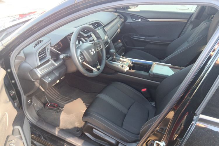 Used Honda Civic 2021 HATCHBACK 220TURBO CVT Trendy Cool Edition
