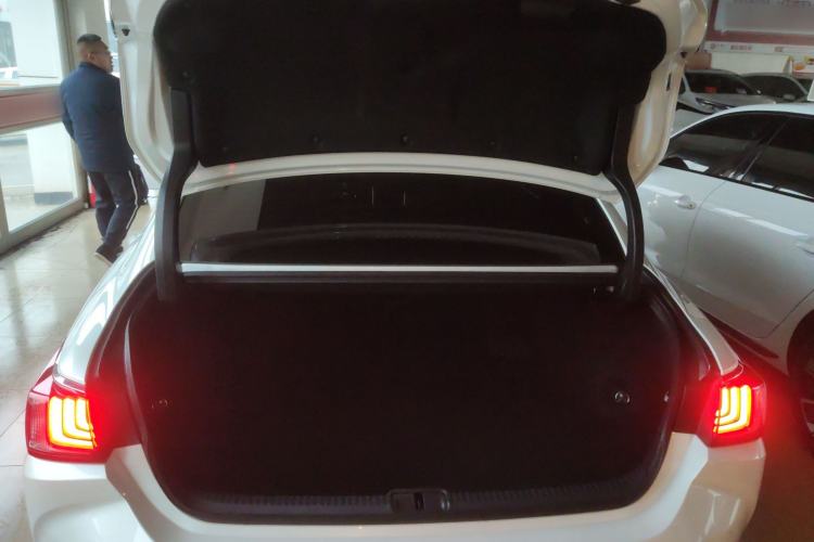 Used Lexus ES 2023 200 Excellence Edition