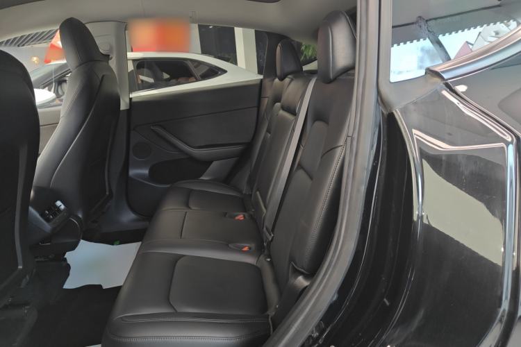 Used Tesla Model Y 2022 Rear-Wheel-Drive Version
