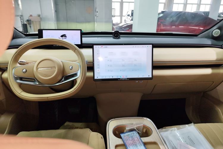 Used  Star Era ET 2024 Extended-Range 240 Ultra All-Wheel Drive
